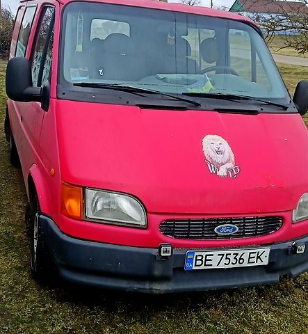 Красный Форд Транзит, объемом двигателя 2.5 л и пробегом 0 тыс. км за 4000 $, фото 1 на Automoto.ua