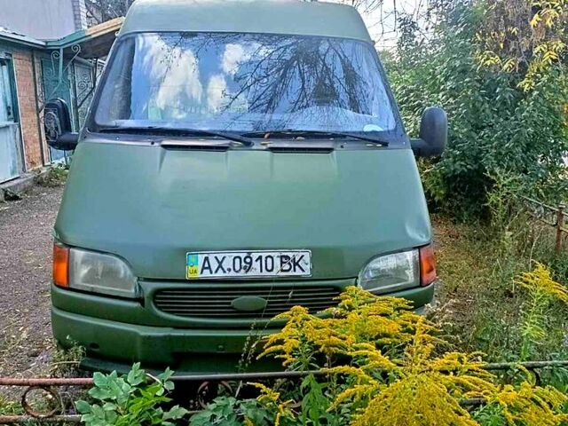 Форд Транзит, объемом двигателя 2.5 л и пробегом 200 тыс. км за 2000 $, фото 1 на Automoto.ua