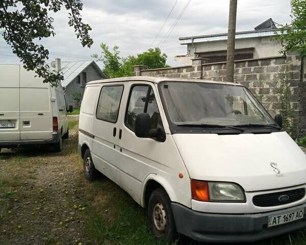 Форд Транзит, об'ємом двигуна 2.5 л та пробігом 250 тис. км за 1400 $, фото 1 на Automoto.ua