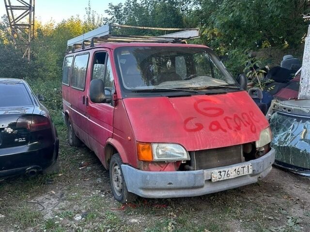 Форд Транзит, объемом двигателя 0 л и пробегом 300 тыс. км за 1050 $, фото 1 на Automoto.ua