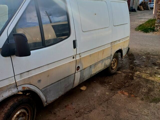 Форд Транзит, об'ємом двигуна 2.5 л та пробігом 0 тис. км за 800 $, фото 1 на Automoto.ua