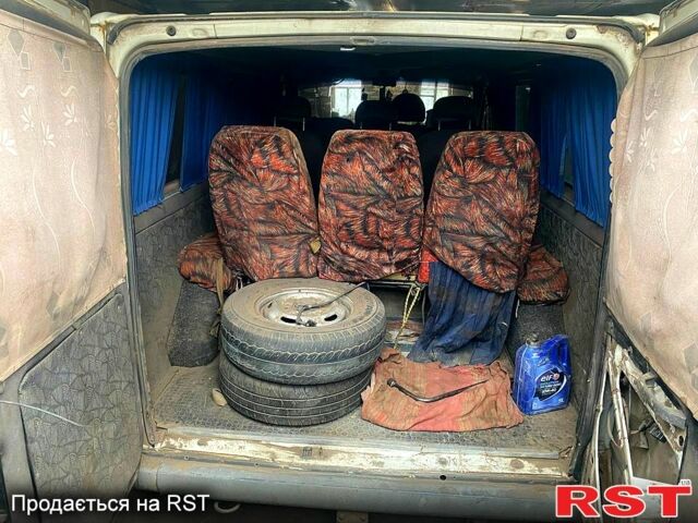 Форд Транзит, объемом двигателя 20 л и пробегом 300 тыс. км за 1600 $, фото 1 на Automoto.ua