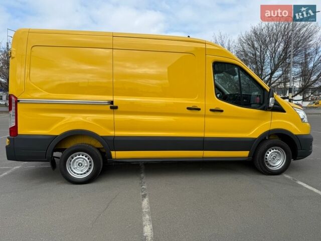 Жовтий Форд Транзит, об'ємом двигуна 2 л та пробігом 203 тис. км за 17900 $, фото 1 на Automoto.ua