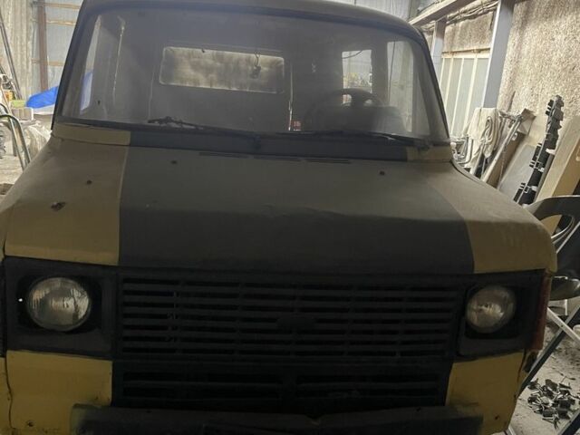 Форд Транзит 1986 в Киеве на Automoto.ua Желтый Форд Транзит, объемом двигателя 2 л и пробегом 1000 тыс. км за 500 $, фото 1 на Automoto.ua