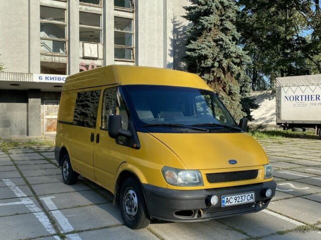 Желтый Форд Транзит, объемом двигателя 2 л и пробегом 400 тыс. км за 2900 $, фото 1 на Automoto.ua