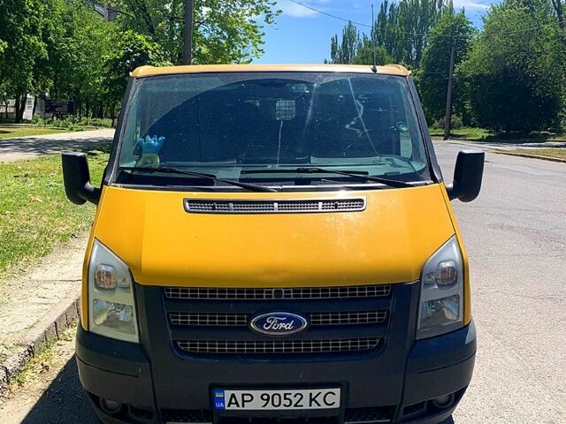 Жовтий Форд Транзит, об'ємом двигуна 2.2 л та пробігом 380 тис. км за 8500 $, фото 1 на Automoto.ua