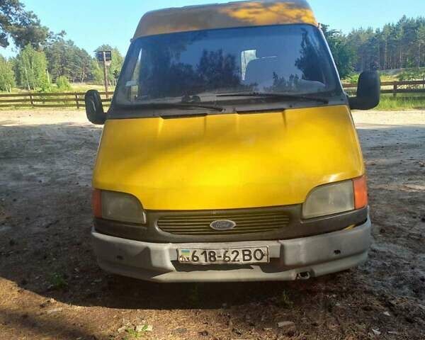 Жовтий Форд Транзит, об'ємом двигуна 2.5 л та пробігом 450 тис. км за 1800 $, фото 1 на Automoto.ua