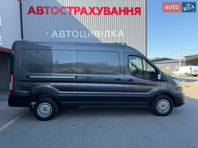 Серый Форд Транзит, объемом двигателя 2 л и пробегом 241 тыс. км за 18700 $, фото 1 на Automoto.ua