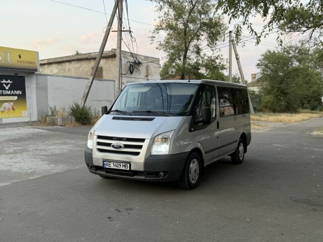Сірий Форд Транзит, об'ємом двигуна 2.2 л та пробігом 194 тис. км за 8500 $, фото 1 на Automoto.ua