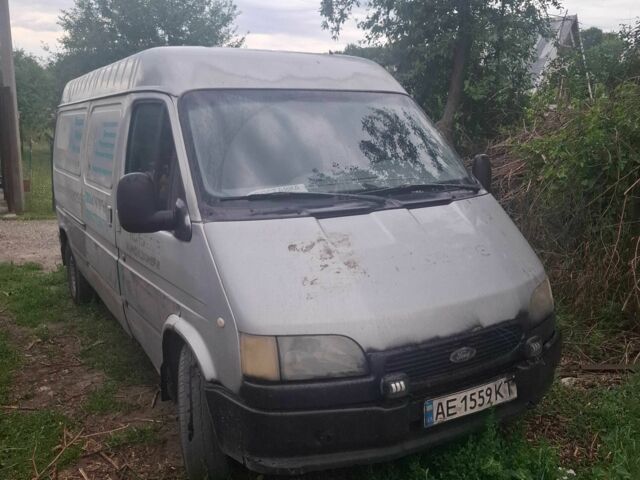Сірий Форд Транзит, об'ємом двигуна 2.5 л та пробігом 542 тис. км за 3500 $, фото 1 на Automoto.ua