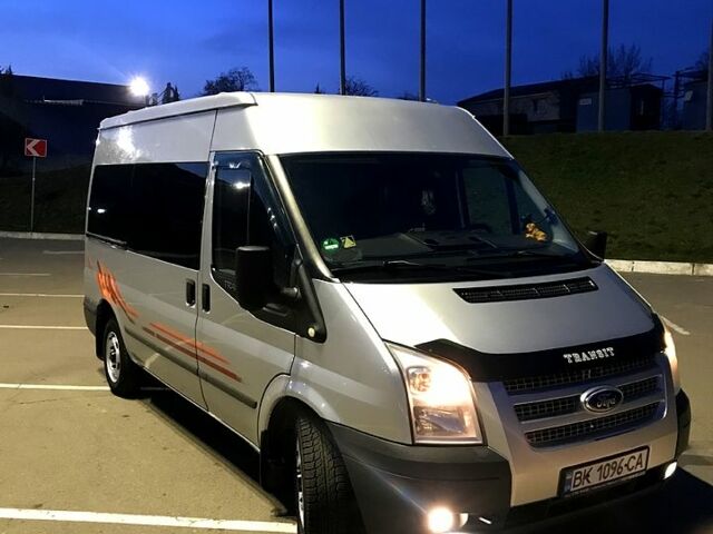 Серый Форд Транзит, объемом двигателя 2.2 л и пробегом 274 тыс. км за 14500 $, фото 1 на Automoto.ua