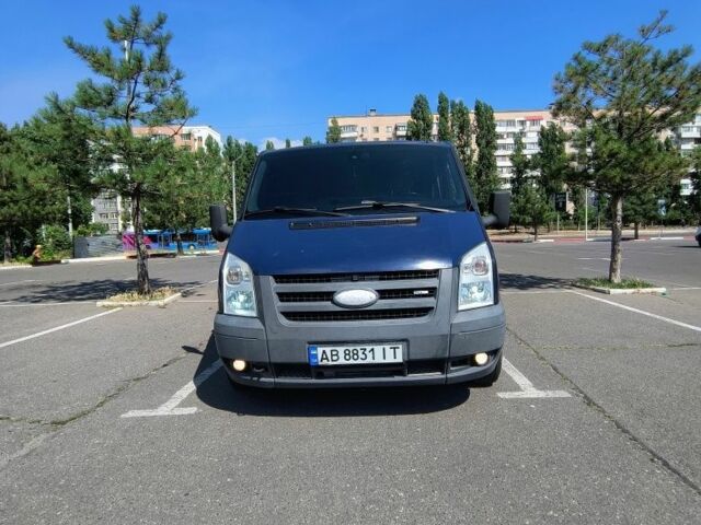 Синій Форд Транзит, об'ємом двигуна 2.2 л та пробігом 360 тис. км за 5908 $, фото 1 на Automoto.ua