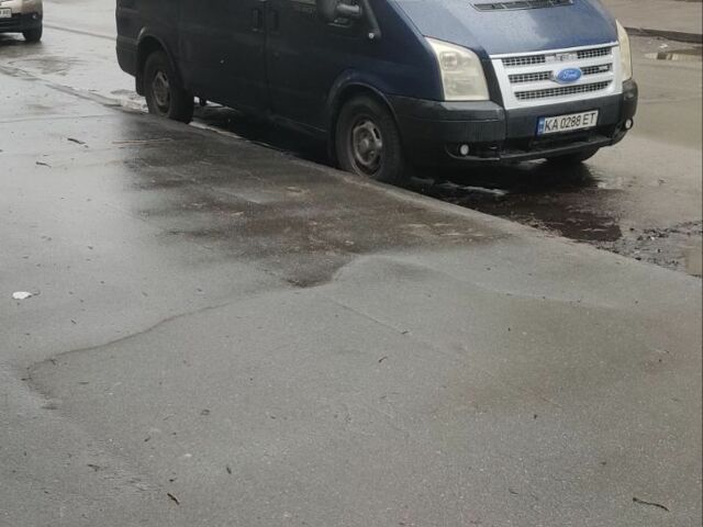 Синій Форд Транзит, об'ємом двигуна 2.4 л та пробігом 362 тис. км за 5700 $, фото 1 на Automoto.ua