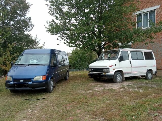 Синій Форд Транзит, об'ємом двигуна 2.5 л та пробігом 13 тис. км за 5600 $, фото 1 на Automoto.ua