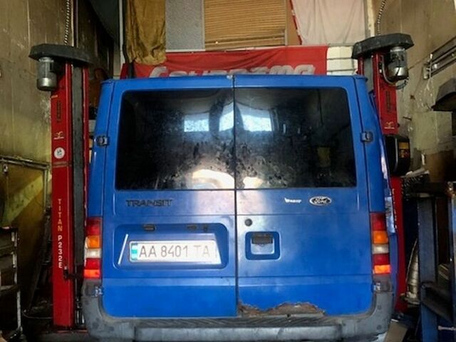 Синій Форд Транзит, об'ємом двигуна 2 л та пробігом 600 тис. км за 1450 $, фото 1 на Automoto.ua
