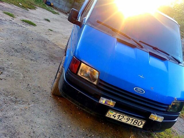 Синій Форд Транзит, об'ємом двигуна 2.5 л та пробігом 308 тис. км за 3000 $, фото 1 на Automoto.ua
