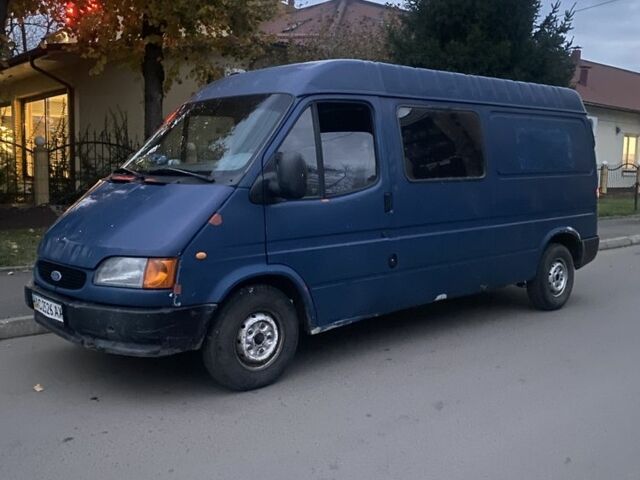 Синій Форд Транзит, об'ємом двигуна 2.5 л та пробігом 300 тис. км за 2000 $, фото 1 на Automoto.ua