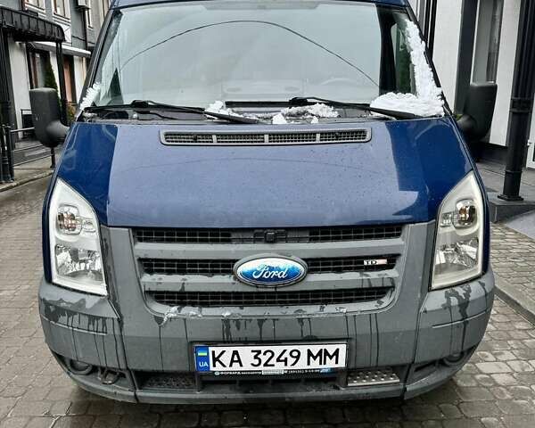 Синий Форд Транзит, объемом двигателя 2.4 л и пробегом 330 тыс. км за 4000 $, фото 1 на Automoto.ua