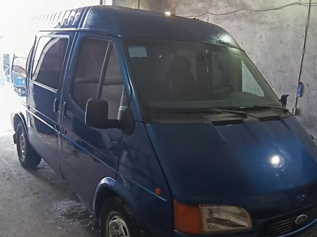 Синій Форд Транзит, об'ємом двигуна 0 л та пробігом 335 тис. км за 2500 $, фото 1 на Automoto.ua