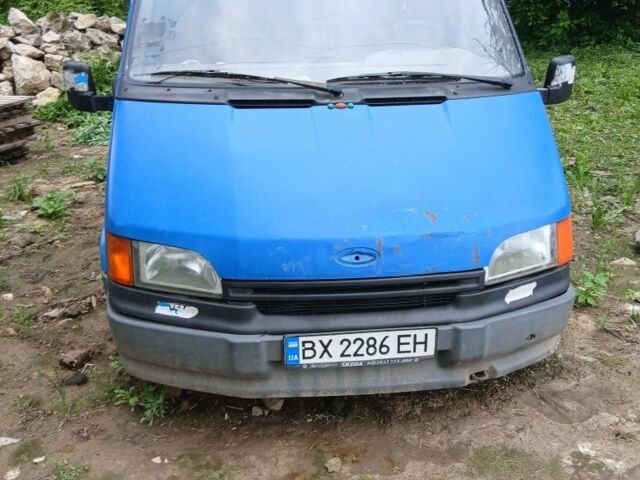 Синій Форд Транзит, об'ємом двигуна 0 л та пробігом 500 тис. км за 999 $, фото 1 на Automoto.ua