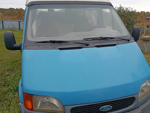 Синій Форд Транзит, об'ємом двигуна 2.5 л та пробігом 200 тис. км за 2450 $, фото 1 на Automoto.ua