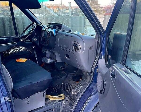 Синий Форд Транзит, объемом двигателя 2.4 л и пробегом 450 тыс. км за 4600 $, фото 1 на Automoto.ua