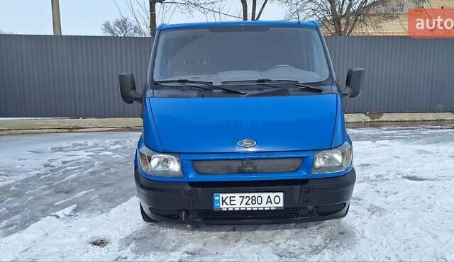 Синий Форд Транзит, объемом двигателя 2 л и пробегом 235 тыс. км за 3750 $, фото 1 на Automoto.ua