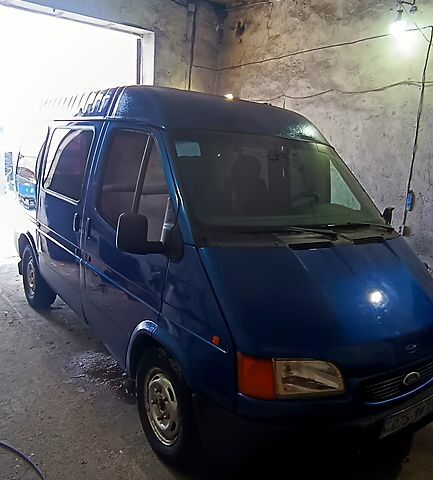 Синій Форд Транзит, об'ємом двигуна 2.5 л та пробігом 335 тис. км за 2500 $, фото 1 на Automoto.ua