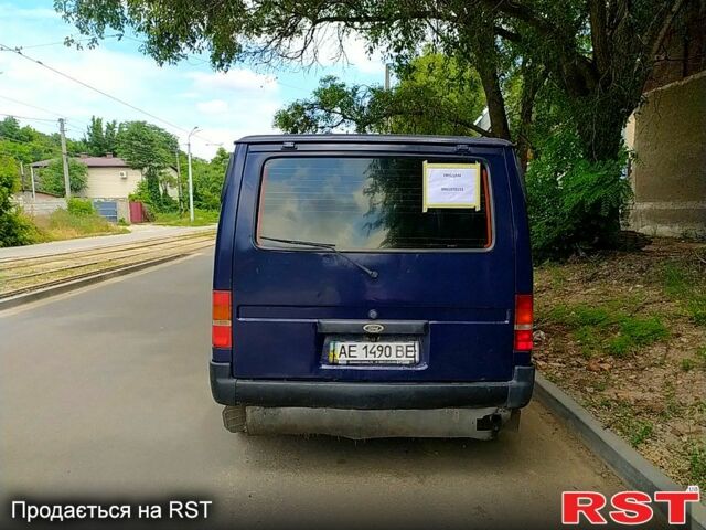 Синий Форд Транзит, объемом двигателя 2 л и пробегом 385 тыс. км за 3200 $, фото 1 на Automoto.ua