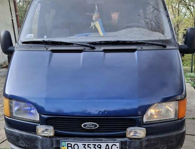 Синий Форд Транзит, объемом двигателя 2.5 л и пробегом 499 тыс. км за 3300 $, фото 1 на Automoto.ua