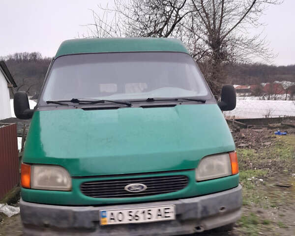 Зеленый Форд Транзит, объемом двигателя 2.5 л и пробегом 320 тыс. км за 2300 $, фото 1 на Automoto.ua