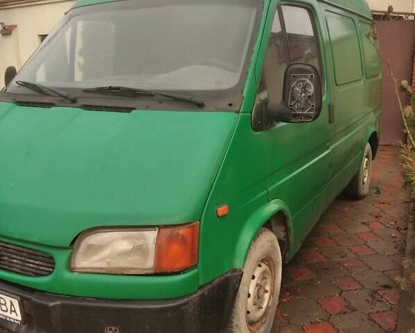 Зелений Форд Транзит, об'ємом двигуна 2.5 л та пробігом 1000 тис. км за 2200 $, фото 1 на Automoto.ua