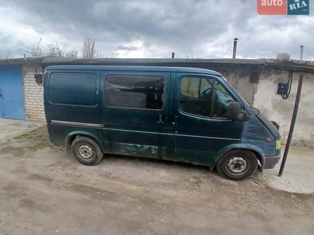 Зелений Форд Транзит, об'ємом двигуна 2.5 л та пробігом 417 тис. км за 2000 $, фото 1 на Automoto.ua