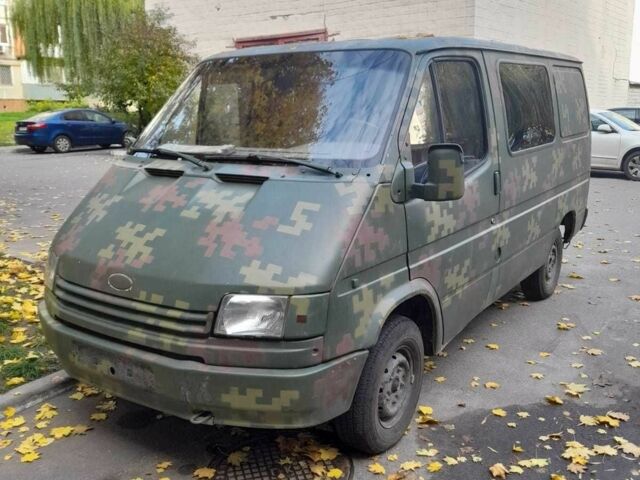 Зелений Форд Транзит, об'ємом двигуна 2.5 л та пробігом 80 тис. км за 2517 $, фото 1 на Automoto.ua