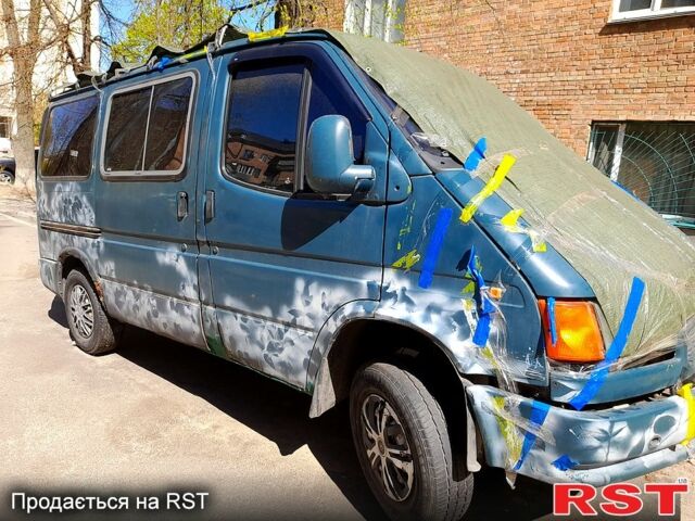 Зеленый Форд Транзит, объемом двигателя 2 л и пробегом 150 тыс. км за 800 $, фото 1 на Automoto.ua