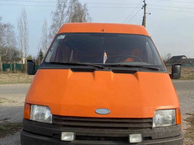 Оранжевый Форд Транзит, объемом двигателя 0.25 л и пробегом 74 тыс. км за 2742 $, фото 1 на Automoto.ua