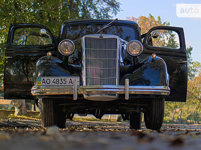 Чорний Форд В8, об'ємом двигуна 2.4 л та пробігом 20 тис. км за 25000 $, фото 1 на Automoto.ua