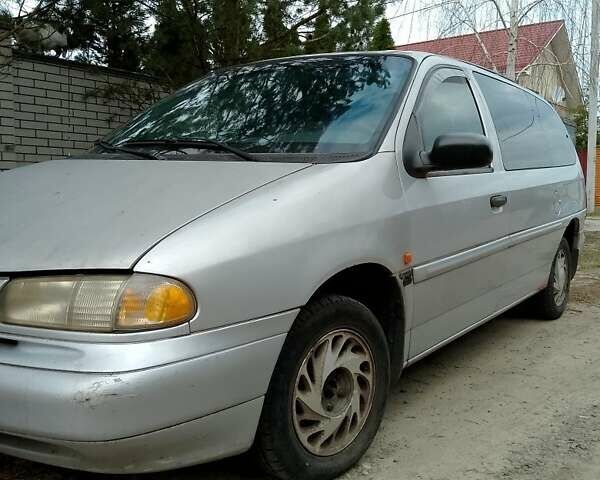 Серый Форд Виндстар, объемом двигателя 1.9 л и пробегом 280 тыс. км за 2950 $, фото 1 на Automoto.ua