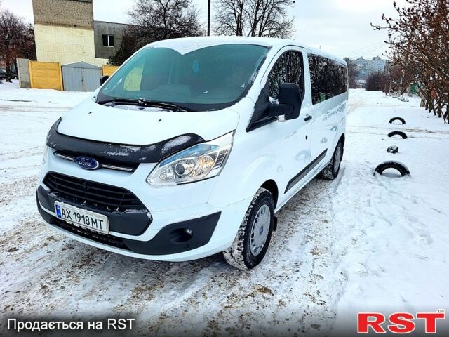 Белый Форд Custom, объемом двигателя 2.2 л и пробегом 269 тыс. км за 14500 $, фото 1 на Automoto.ua