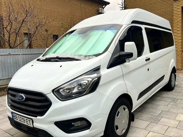 Белый Форд Custom, объемом двигателя 2 л и пробегом 94 тыс. км за 26500 $, фото 1 на Automoto.ua