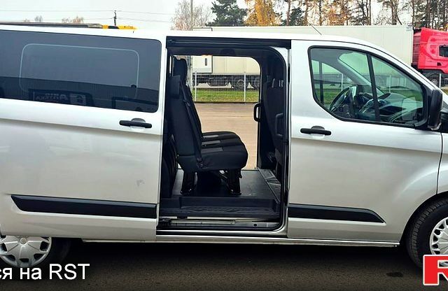 Форд Custom, объемом двигателя 2 л и пробегом 273 тыс. км за 15950 $, фото 1 на Automoto.ua