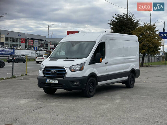 Белый Форд E-Transit, объемом двигателя 0 л и пробегом 53 тыс. км за 28750 $, фото 1 на Automoto.ua