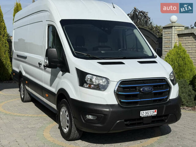 Белый Форд E-Transit, объемом двигателя 0 л и пробегом 40 тыс. км за 33000 $, фото 1 на Automoto.ua