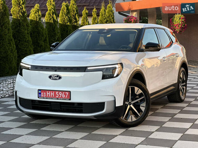 Белый Форд Explorer EV, объемом двигателя 0 л и пробегом 5 тыс. км за 38000 $, фото 1 на Automoto.ua