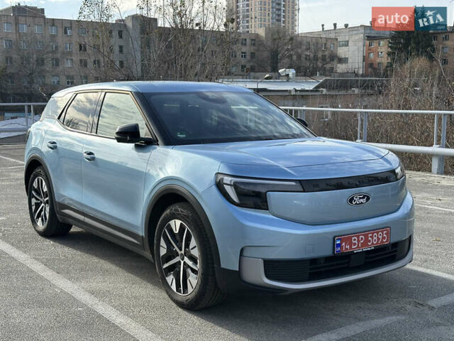 Синий Форд Explorer EV, объемом двигателя 0 л и пробегом 8 тыс. км за 35900 $, фото 1 на Automoto.ua