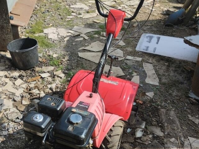 Червоний Форте 670, об'ємом двигуна 0 л та пробігом 10 тис. км за 532 $, фото 1 на Automoto.ua