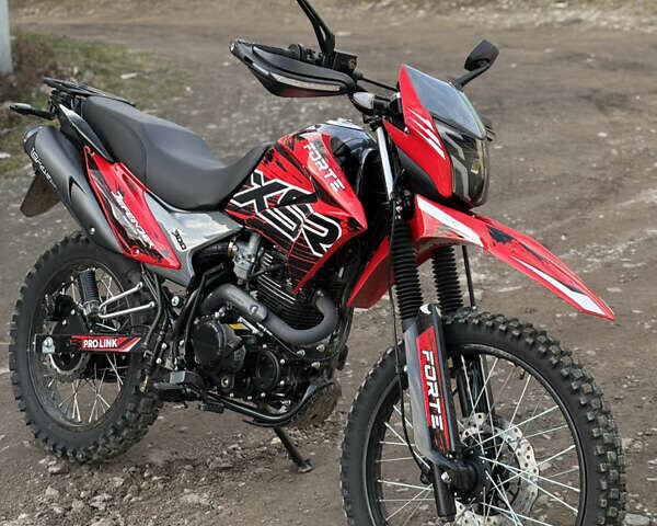 Красный Форте Cross 300, объемом двигателя 0.25 л и пробегом 1 тыс. км за 1200 $, фото 1 на Automoto.ua