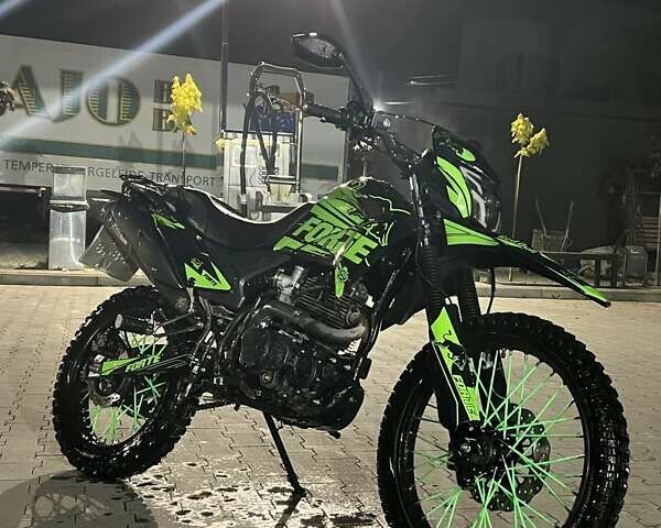 Зелений Форте Cross 300, об'ємом двигуна 0 л та пробігом 5 тис. км за 1200 $, фото 1 на Automoto.ua