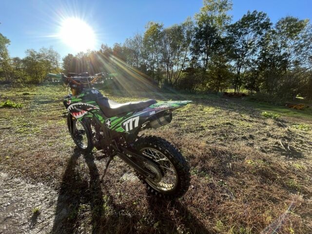 Форте Другая, объемом двигателя 0.25 л и пробегом 0 тыс. км за 1000 $, фото 1 на Automoto.ua