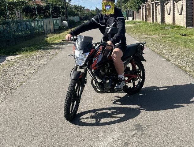 Форте Другая, объемом двигателя 0.2 л и пробегом 0 тыс. км за 1000 $, фото 1 на Automoto.ua